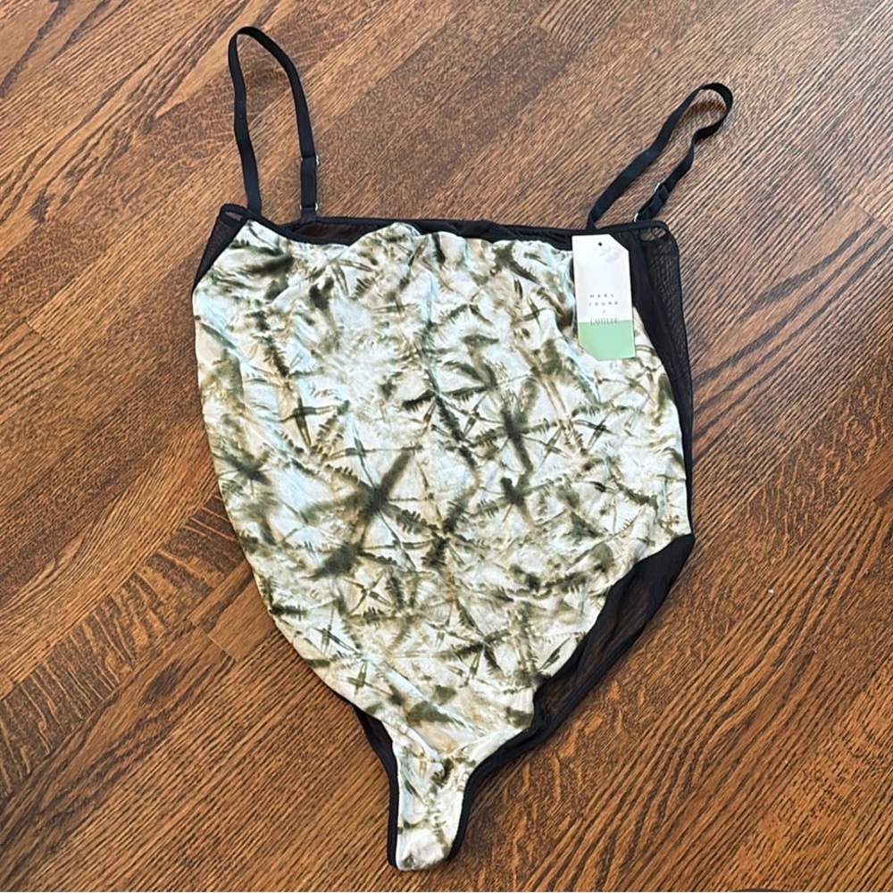 ‼️3/$30‼️ BNWT Mary Young Latitude Tie Dye Bodysuit - Size XL
